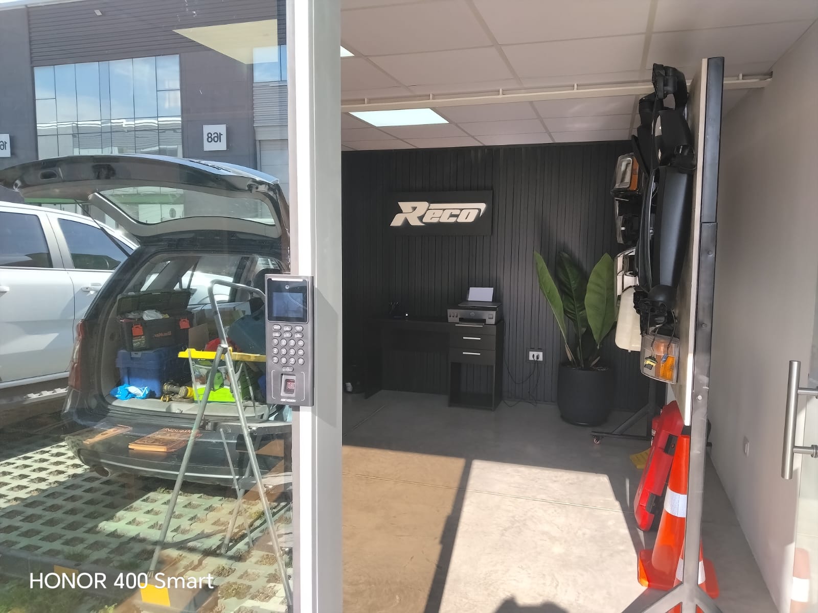 Instalación técnica terreno 6